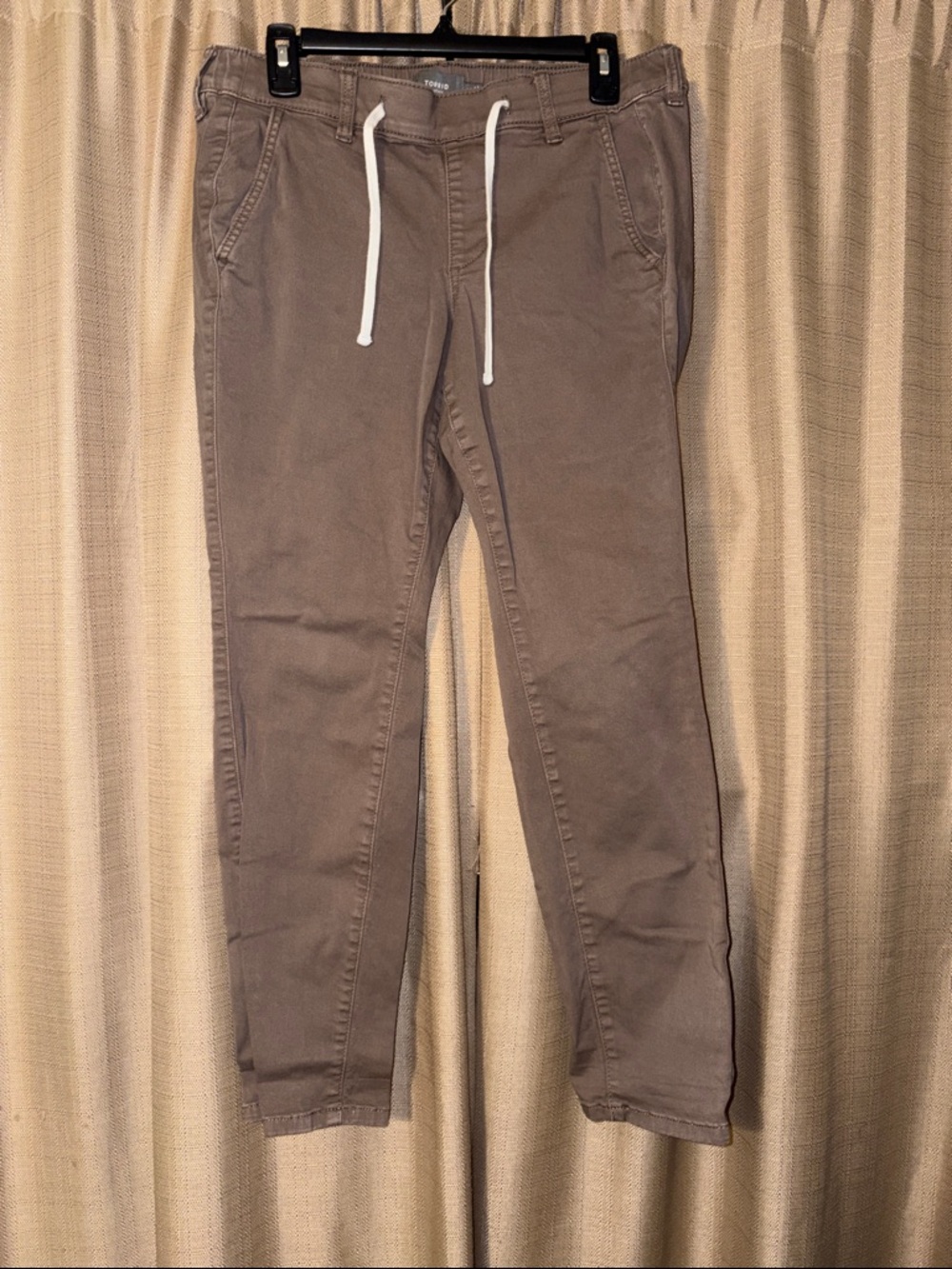 Torrid Pull-On Weekend Straight Stretch Twill Pant
